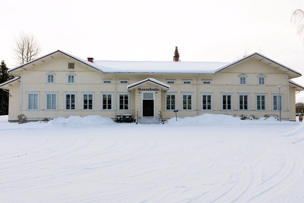 Keskustan kansakoulu -kiinteistö